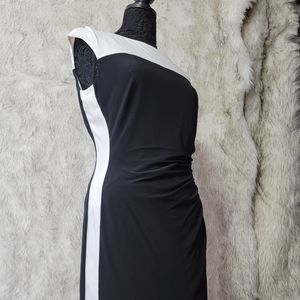 NWT Kalvin Klein Dress Flattering Slimming size 12